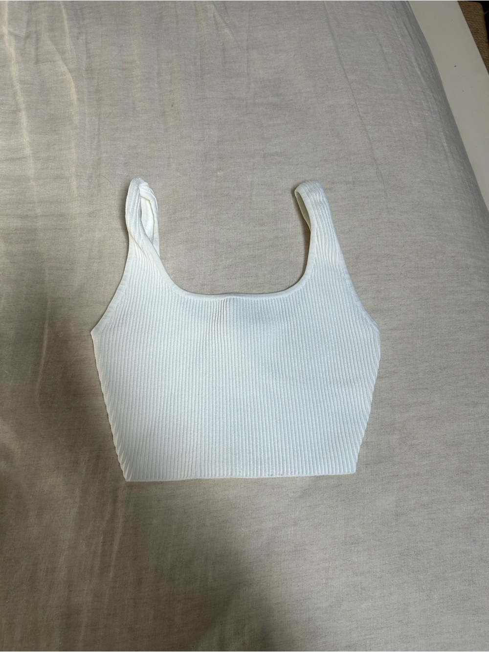 Aritzia babaton White Ribbed Square-Neck Crop Tank Top